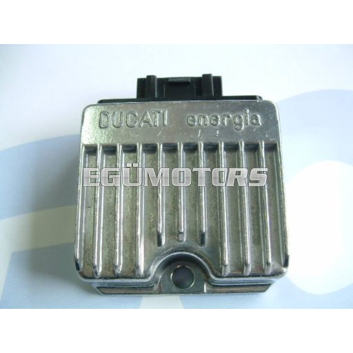 Suzuki Feszültség szabályozó, Katana