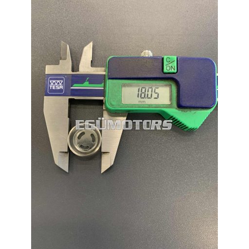 Főfékmunkahenger javító kisablak, 18mm