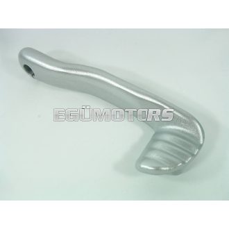 Minarelli berugókar, festett alumínium