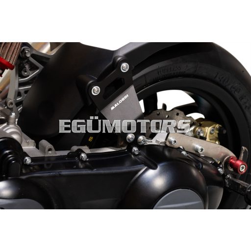 Black bracket for mudguard