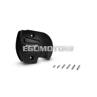 Balck vented transmission cover