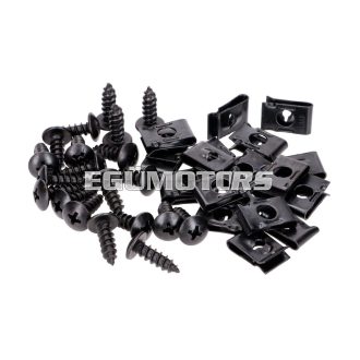 TNT lemezcsavar készlet, M5x15-20 darab