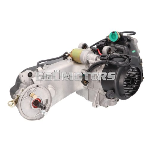 101 Octane komplett motor rövid blokkos, hátsó dobfékkel, 743 mm-es ékszíjjal, GY6 125cc 4-ütemű 152QMI motorokhoz