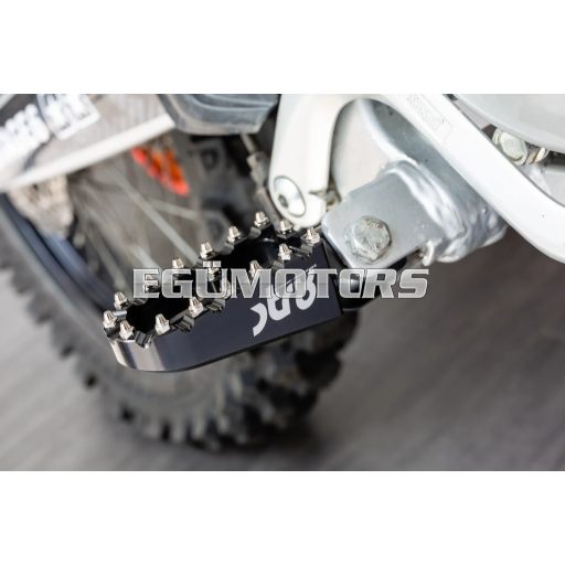 STR8 MX Evo CNC lábtartó készlet fekete, Derbi