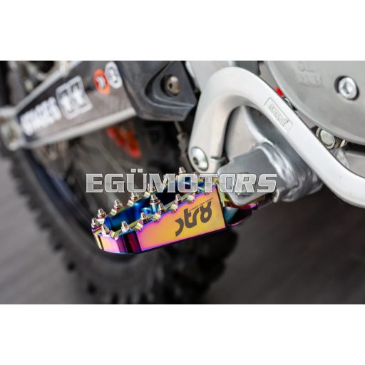 STR8 MX Evo CNC lábtartó készlet neokróm, Derbi